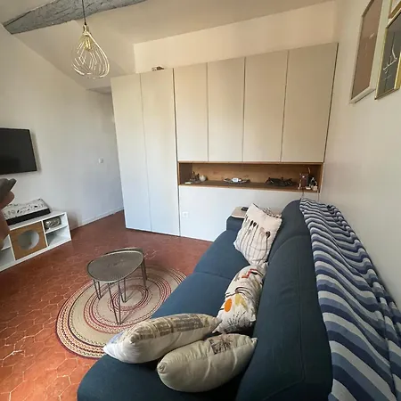 Cosy Right In Cours Mirabeau *